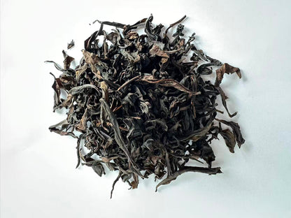 Thé Oolong Chinois Wuyi Yancha Rougui Arôme Floral